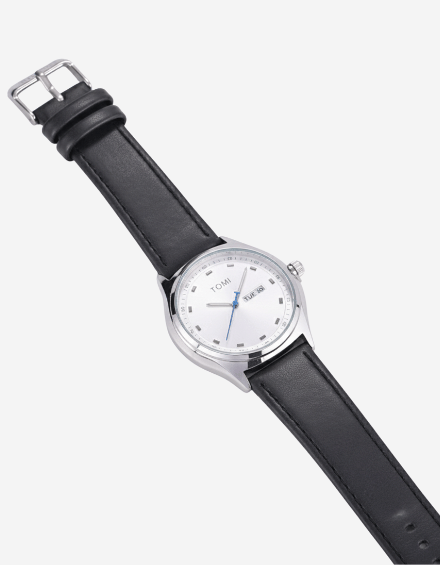 Daymark Silver Classic Analog Calendar Watch